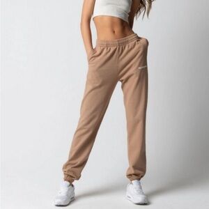 Talentless Joggers Tan